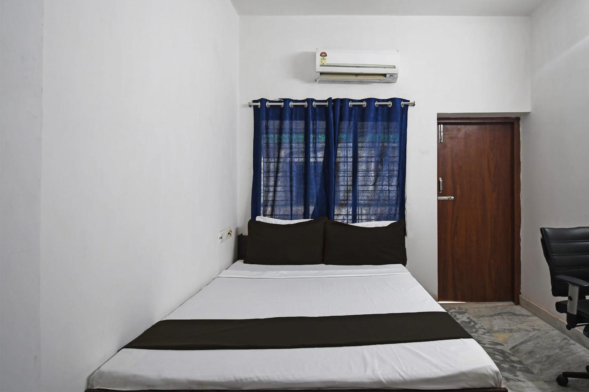 Oyo Hotel Chinar Park โกลกาตา ภายนอก รูปภาพ