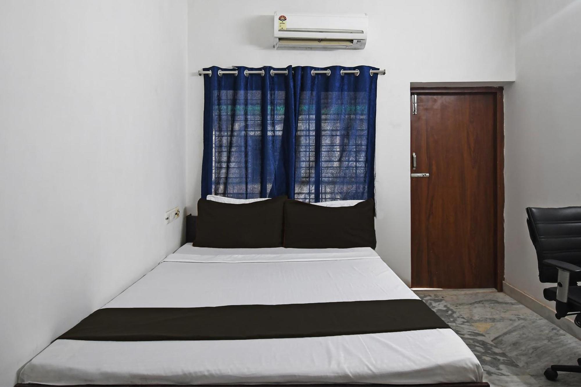 Oyo Hotel Chinar Park โกลกาตา ภายนอก รูปภาพ