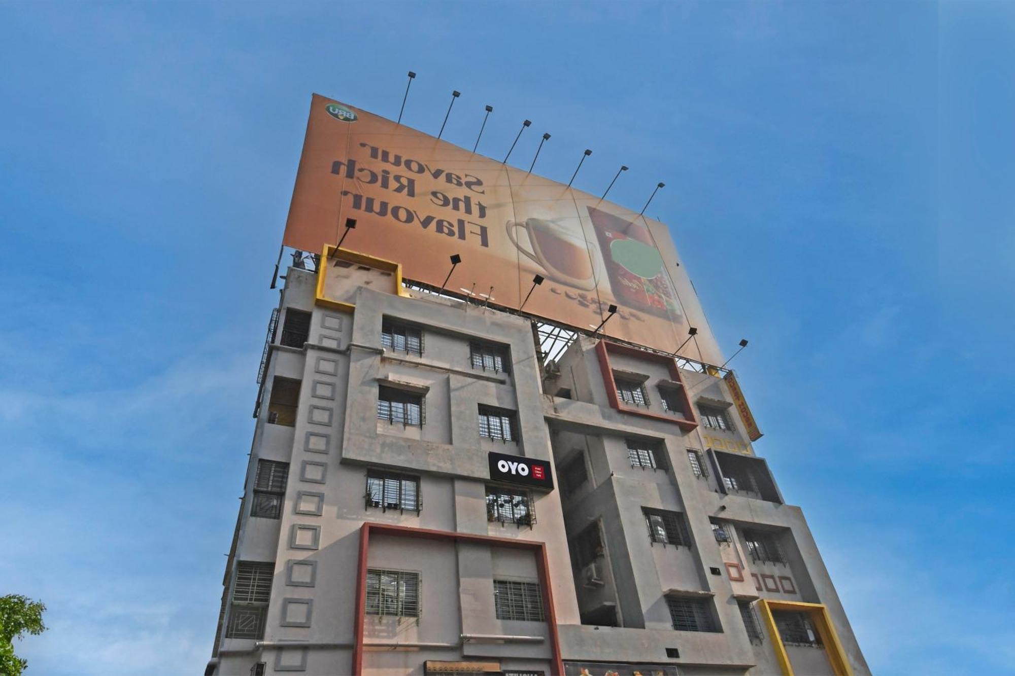 Oyo Hotel Chinar Park โกลกาตา ภายนอก รูปภาพ